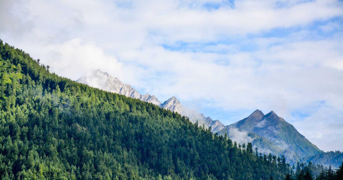 Conception d'une Infrastructure Énergétique Critique pour un Cluster NAS Haute Performance : Intégration Victron Quattro + Huawei SUN2000 + Pylontech UP5000 avec Basculement Automatique et Gestion SCADA (Ignition) pour une Résilience Industrielle